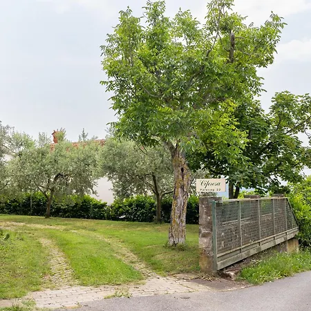 Cipresa Apartma *