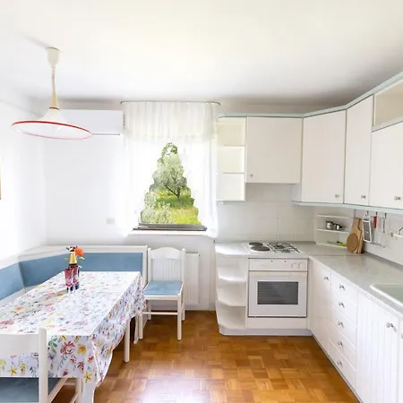 Apartma Cipresa