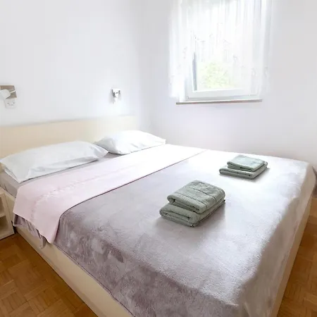 Cipresa Apartma *
