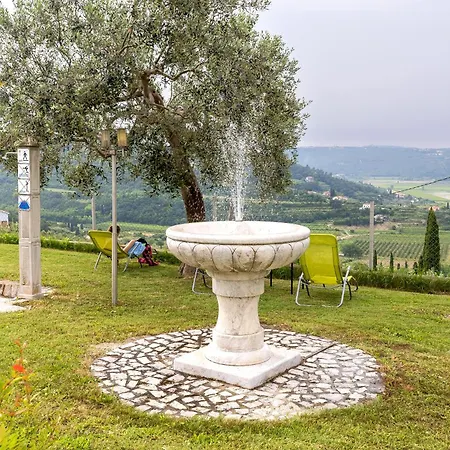 Apartma Cipresa *